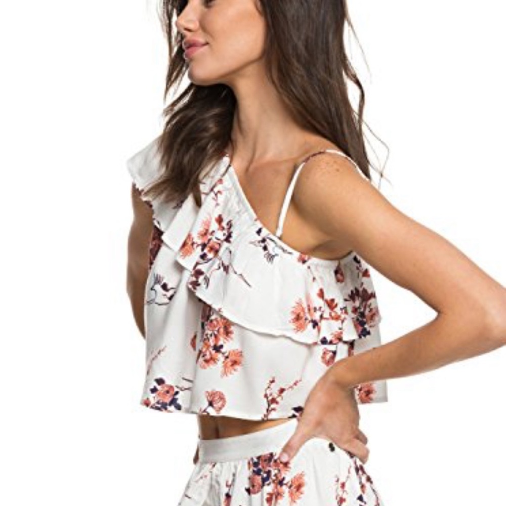 NWOT🌺Roxy Lynnette Top